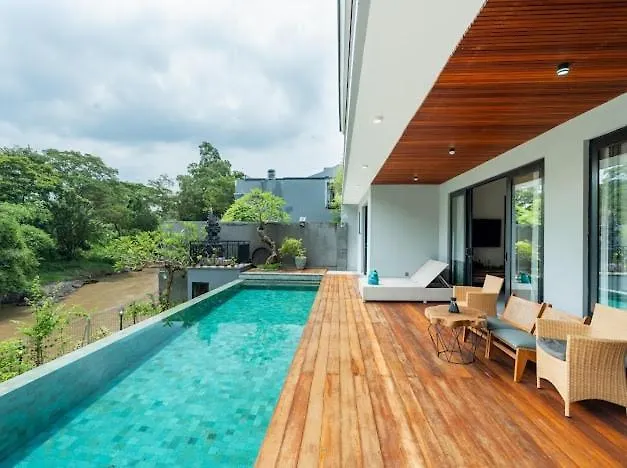River View *